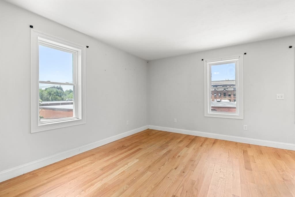 415 Danforth St, Taunton MA 02780 photo 23