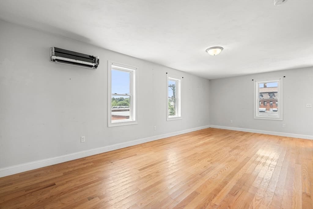 415 Danforth St, Taunton MA 02780 photo 21
