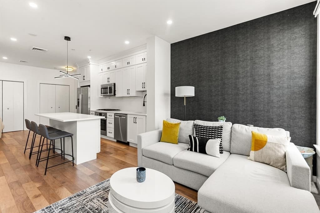 45 1st Ave # 202, Boston MA 02129