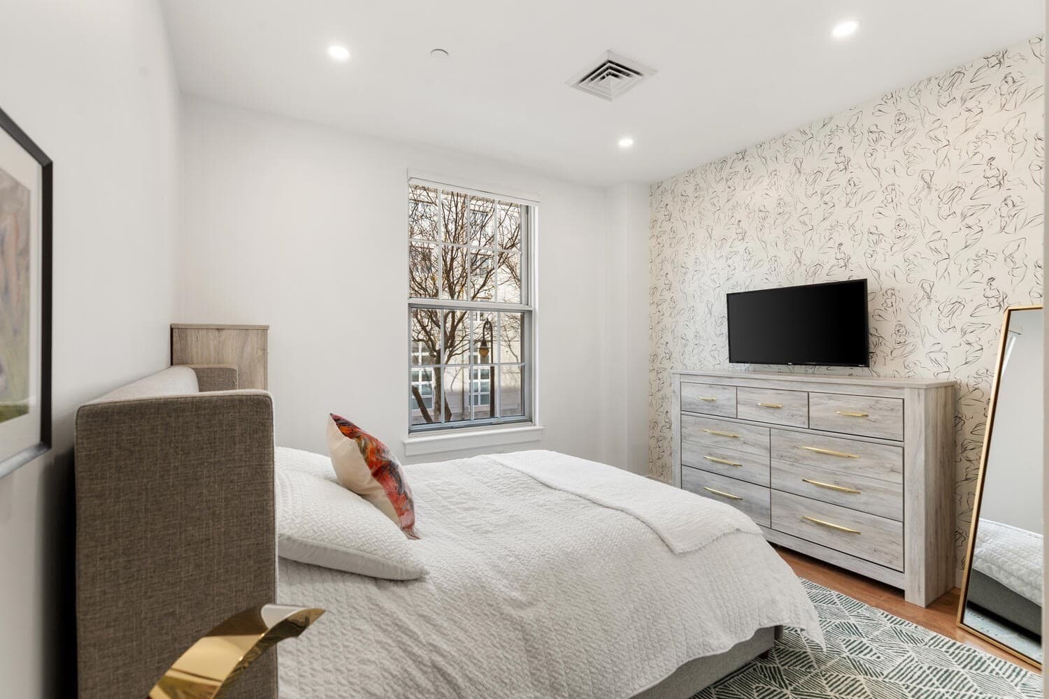 Condominium at 45 1st Ave # 202, Boston MA 02129, photo 5 of 15