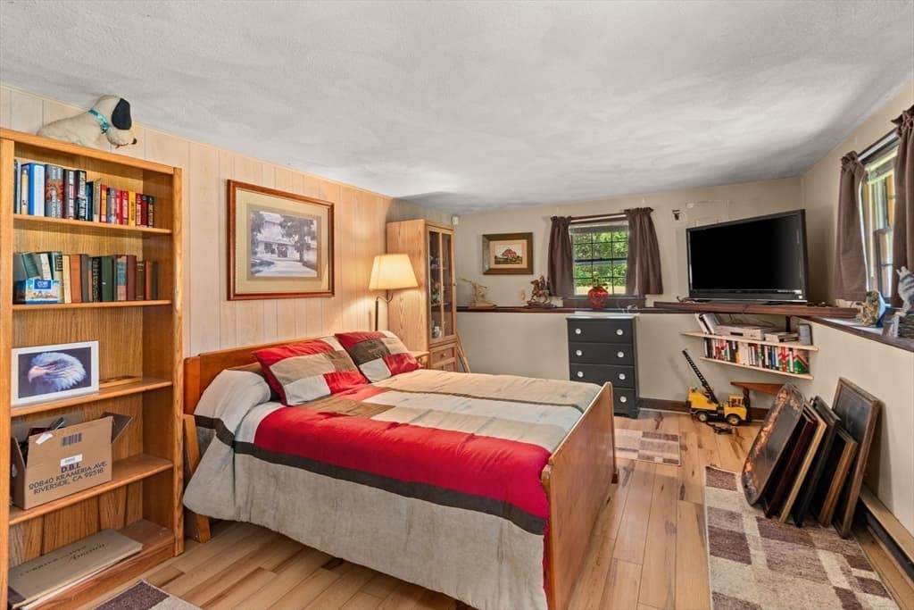 Single Family Residence at 88 Upland Rd, Plympton MA 02367, Plympton, photo 29 of 42