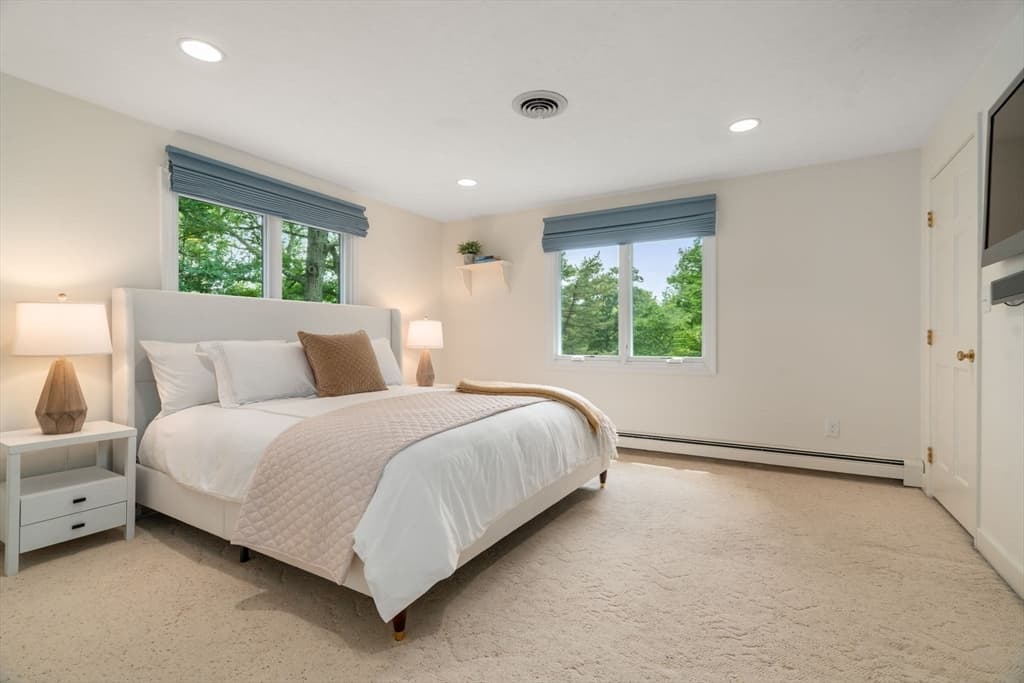 75 Hammond Pond Parkway, Brookline MA 02467 photo 22