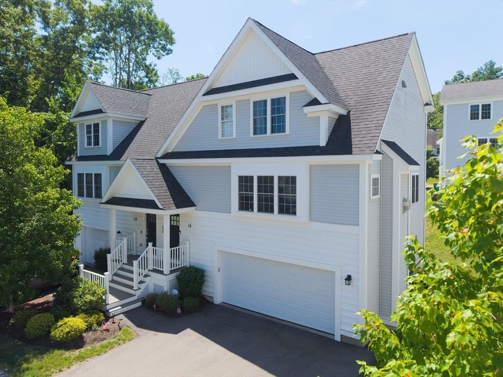18 Craftsman Ct # 16, Grafton MA 01560