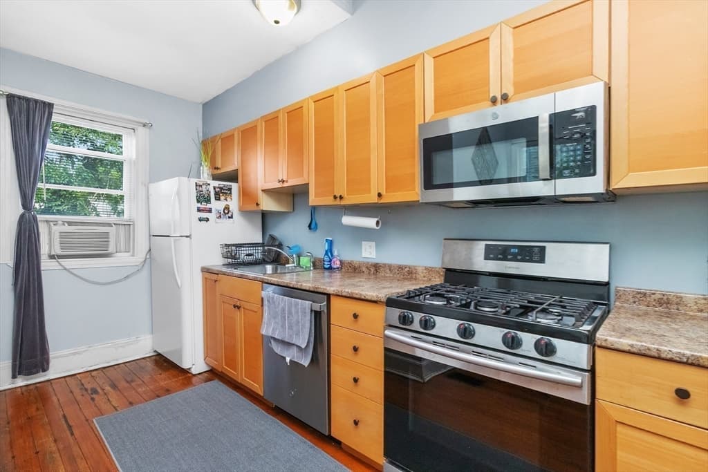 126 Butler Rd, Quincy MA 02169 photo 18
