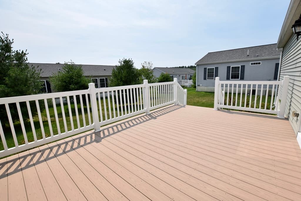 20 Quarry Stone Drive, Bridgewater MA 02324 photo 4