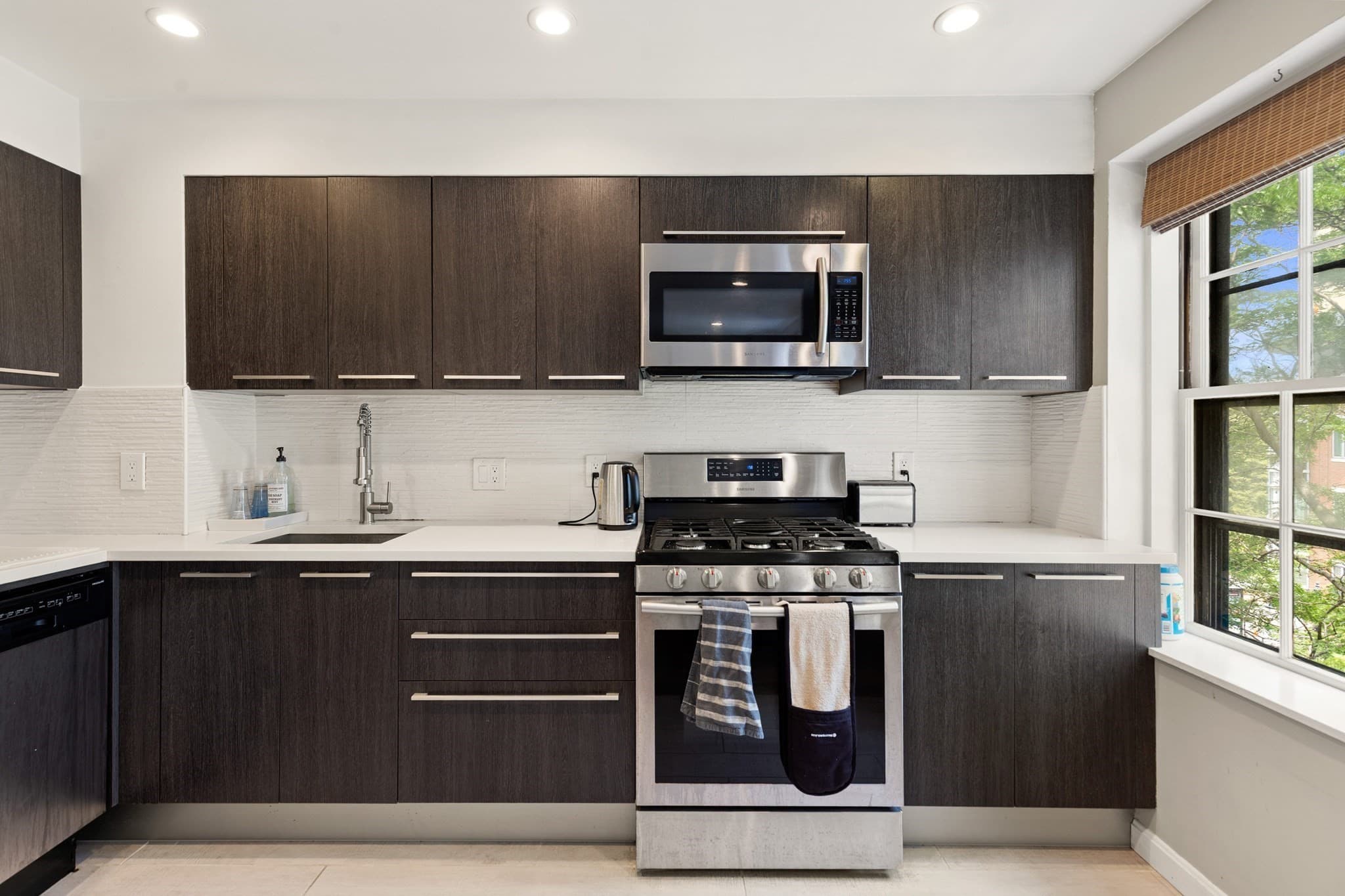 Condominium at 17 Bowdoin St. # C, Boston MA 02114, photo 7 of 17