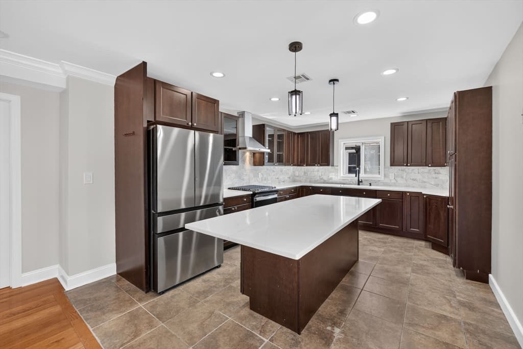 Single Family Residence at 102 Pierce Street, Boston MA 02136, Boston, photo 2 of 31