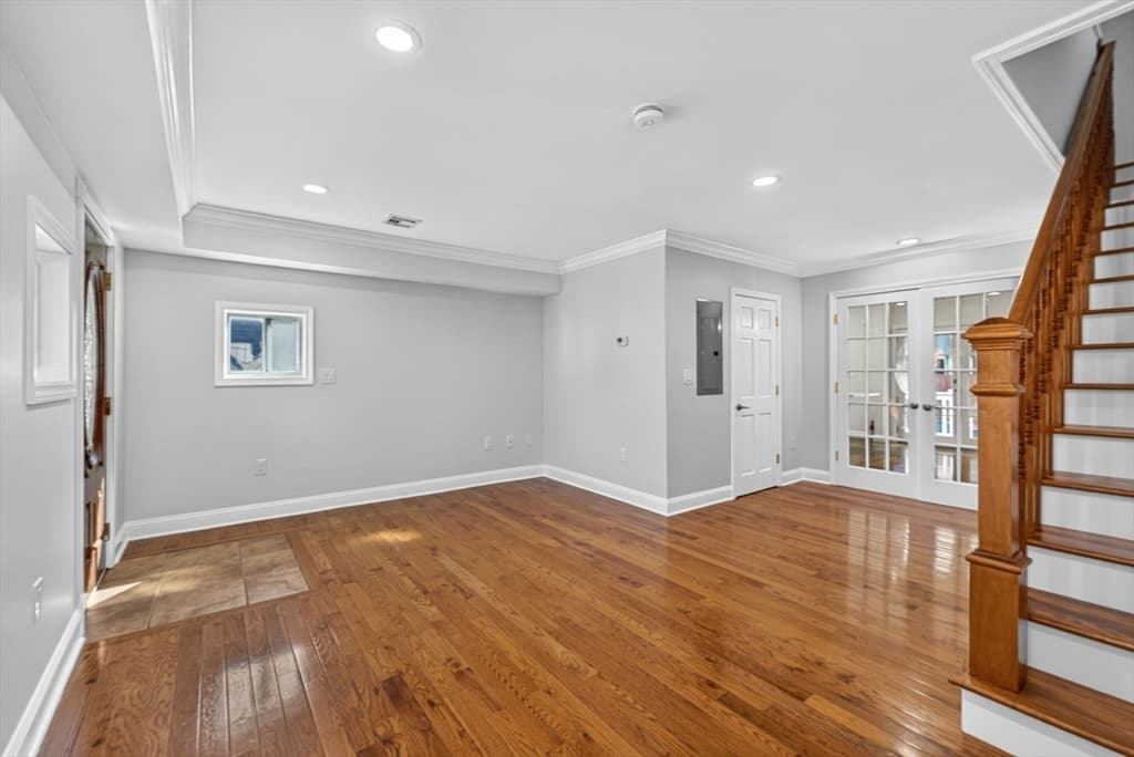 Single Family Residence at 102 Pierce Street, Boston MA 02136, Boston, photo 10 of 31