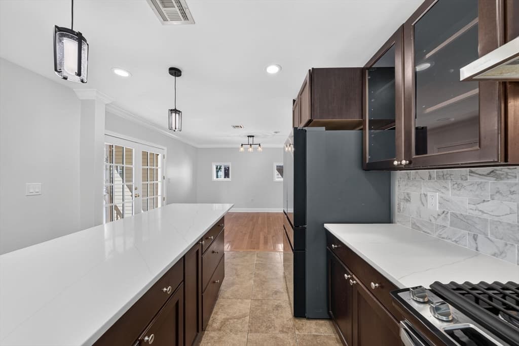 Single Family Residence at 102 Pierce Street, Boston MA 02136, Boston, photo 8 of 31