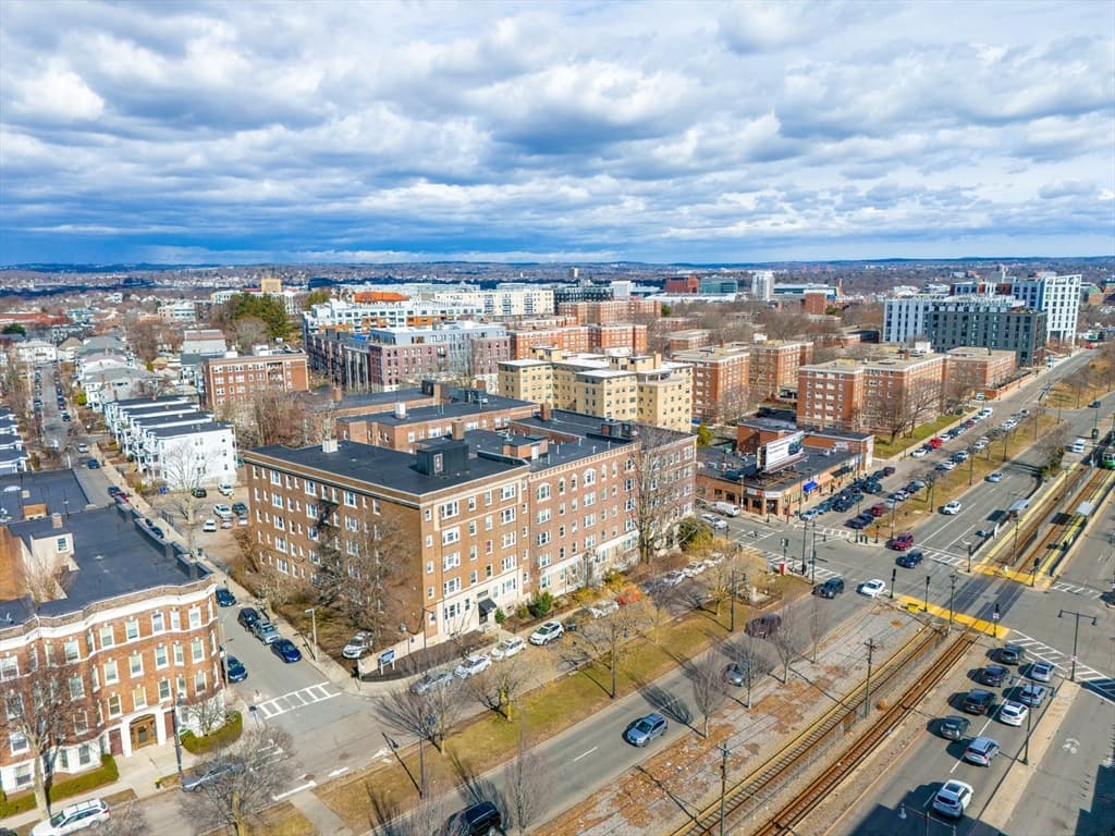 1607 Commonwealth Ave # 04, Boston MA 02135 photo 14