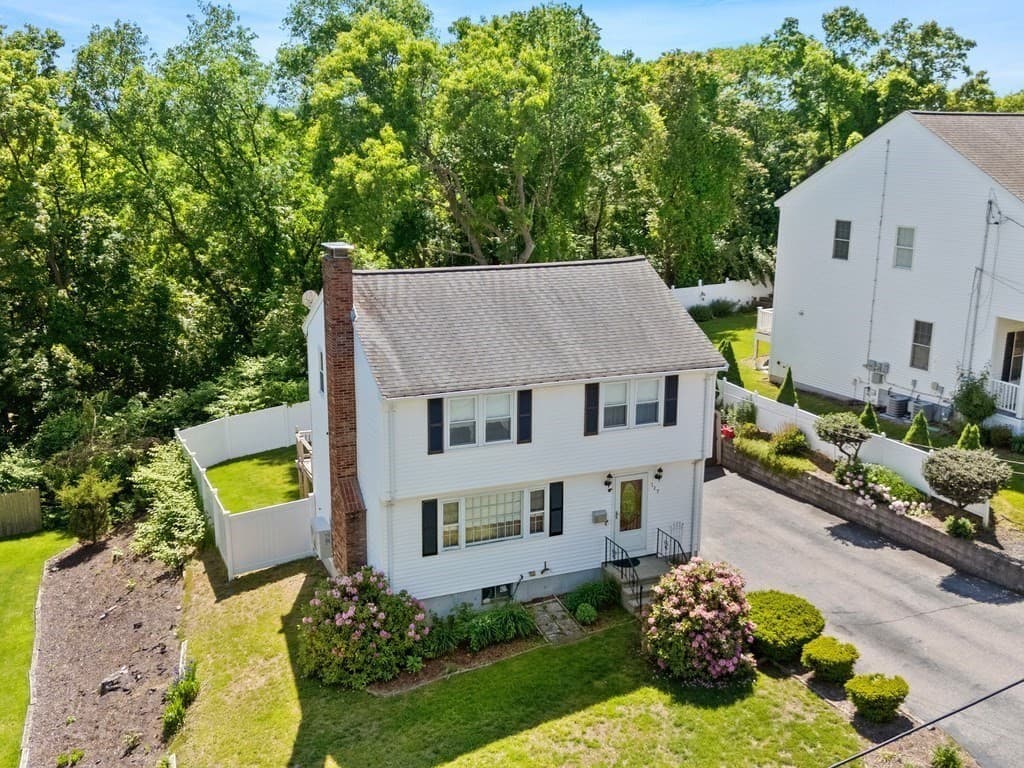 127 Westgate Road, Waltham MA 02453