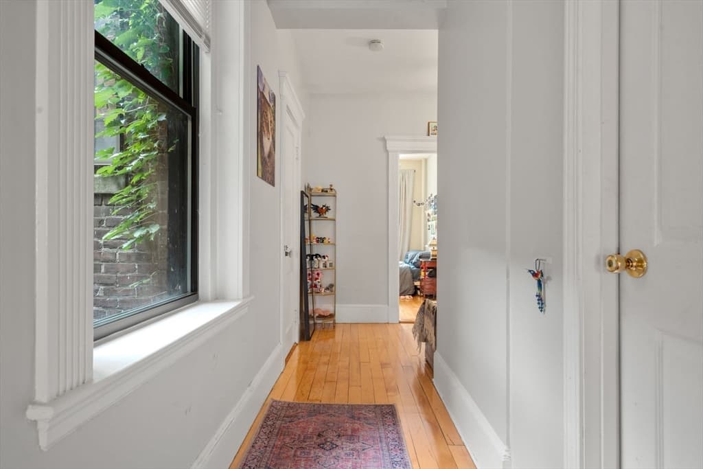 Condominium at 1157 Commonwealth Ave # 1, Boston MA 02134, Boston, photo 17 of 23