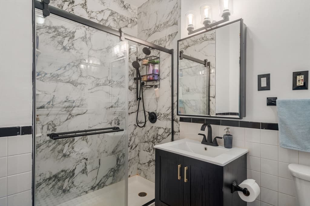 Condominium at 1157 Commonwealth Ave # 1, Boston MA 02134, Boston, photo 9 of 23