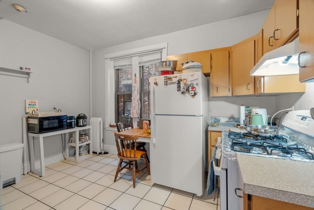 Condominium at 1157 Commonwealth Ave # 1, Boston MA 02134, Boston, photo 14 of 23