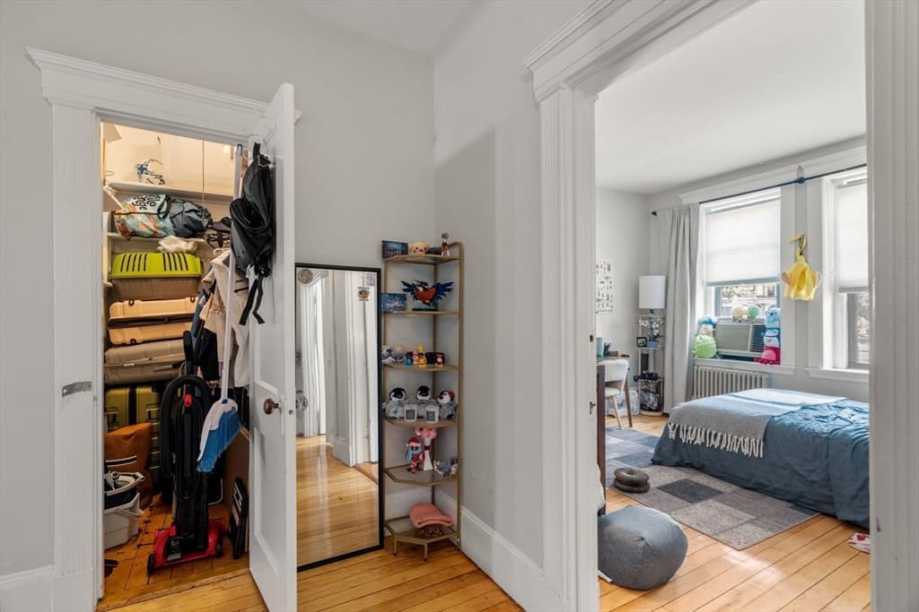 Condominium at 1157 Commonwealth Ave # 1, Boston MA 02134, Boston, photo 11 of 23