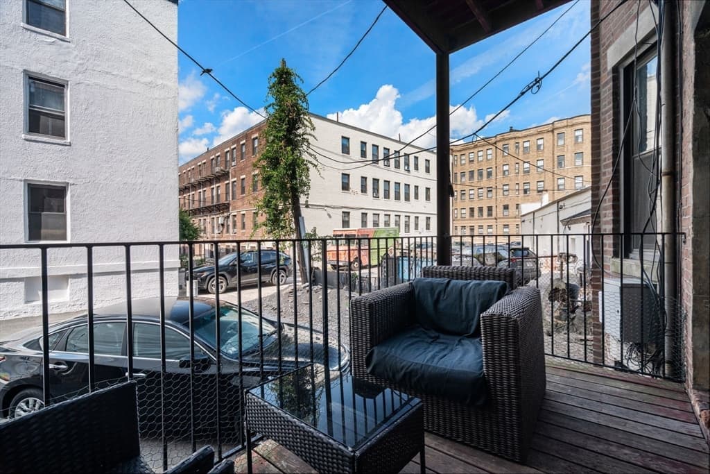 Condominium at 1157 Commonwealth Ave # 1, Boston MA 02134, Boston, photo 19 of 23