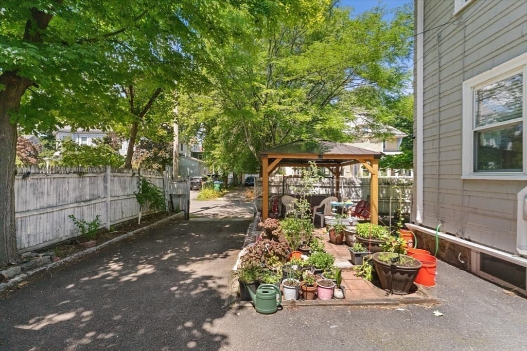 3 Oakland Park, Medford MA 02155 photo 37