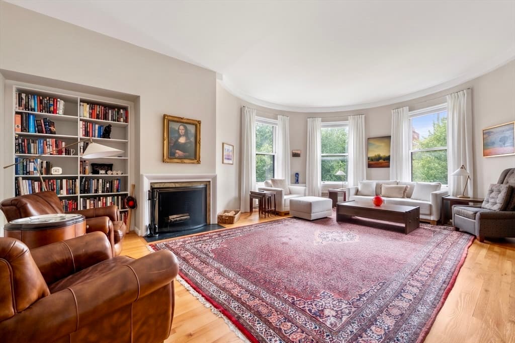Condominium at 20 Gloucester St # 3, Boston MA 02115, Boston, photo 2 of 25