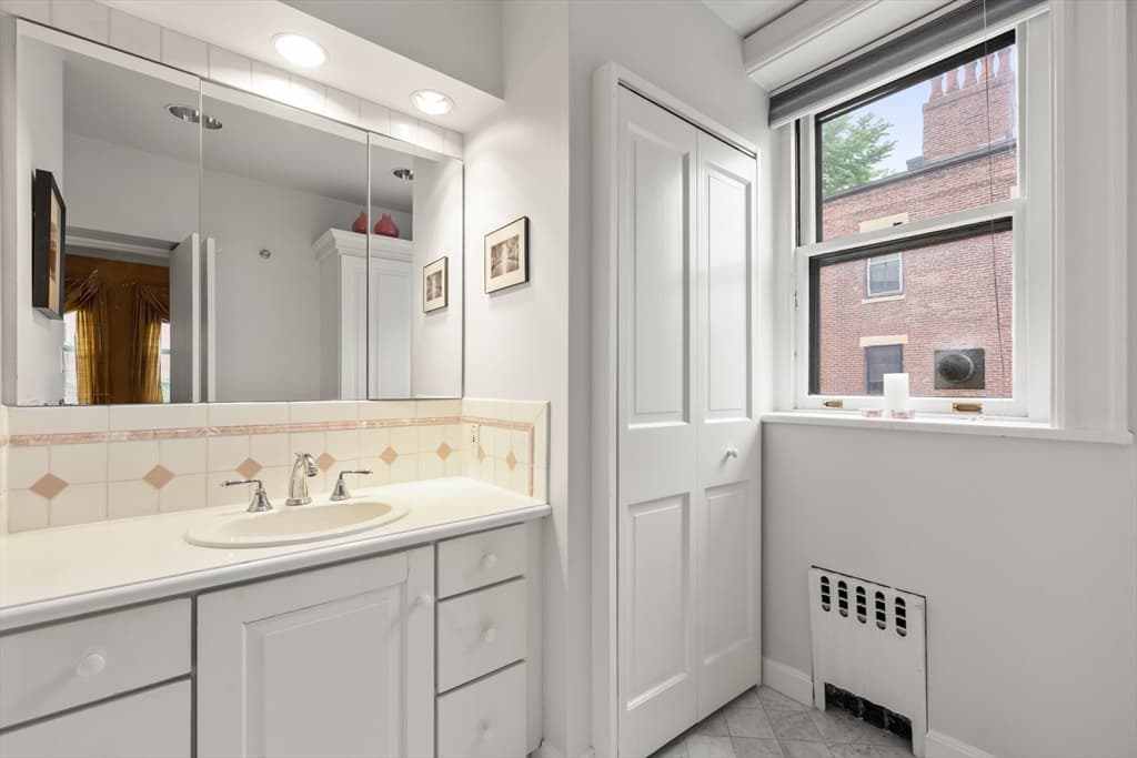 Condominium at 20 Gloucester St # 3, Boston MA 02115, Boston, photo 14 of 25