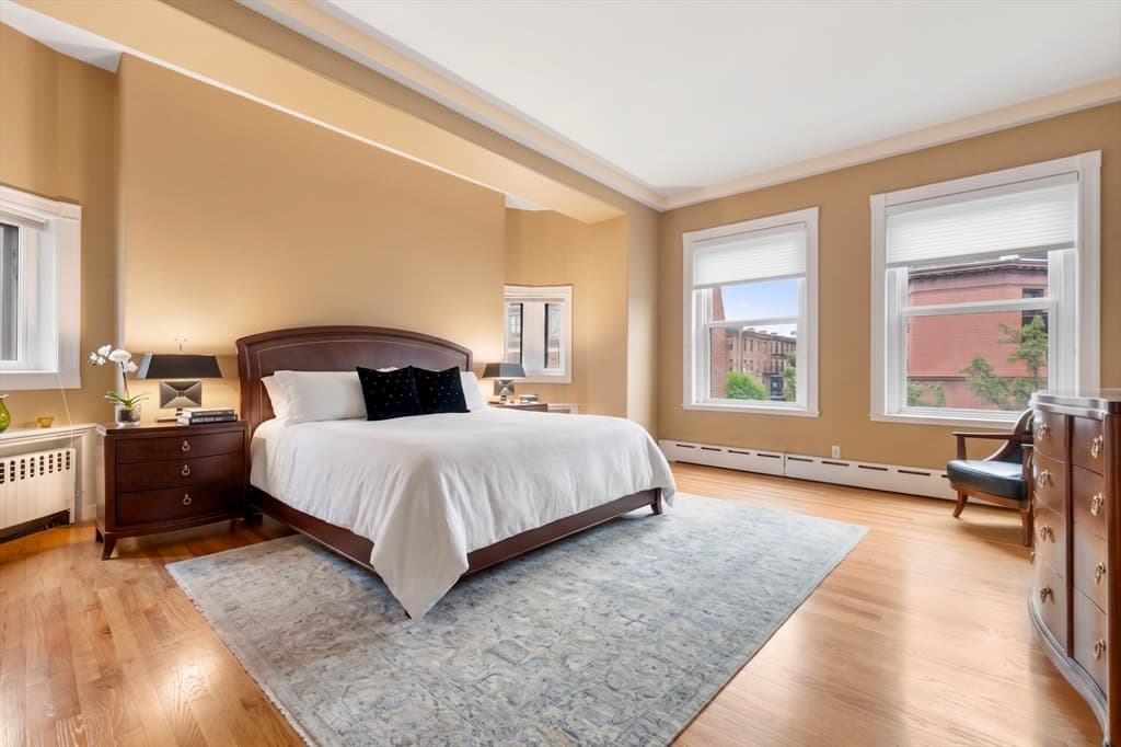 Condominium at 20 Gloucester St # 3, Boston MA 02115, Boston, photo 11 of 25