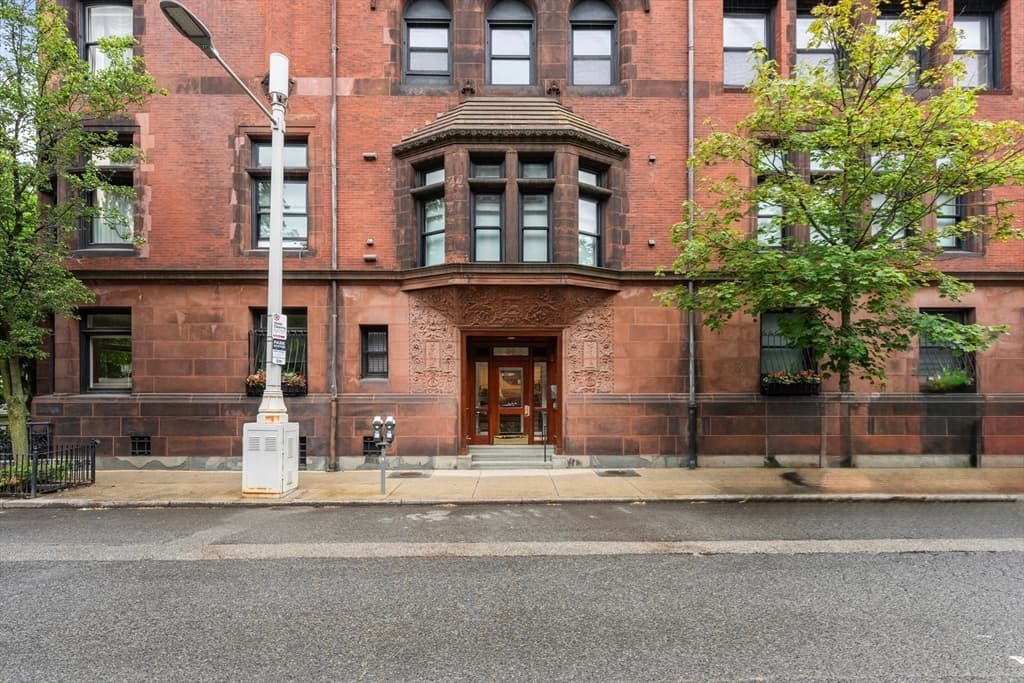 Condominium at 20 Gloucester St # 3, Boston MA 02115, Boston, photo 21 of 25
