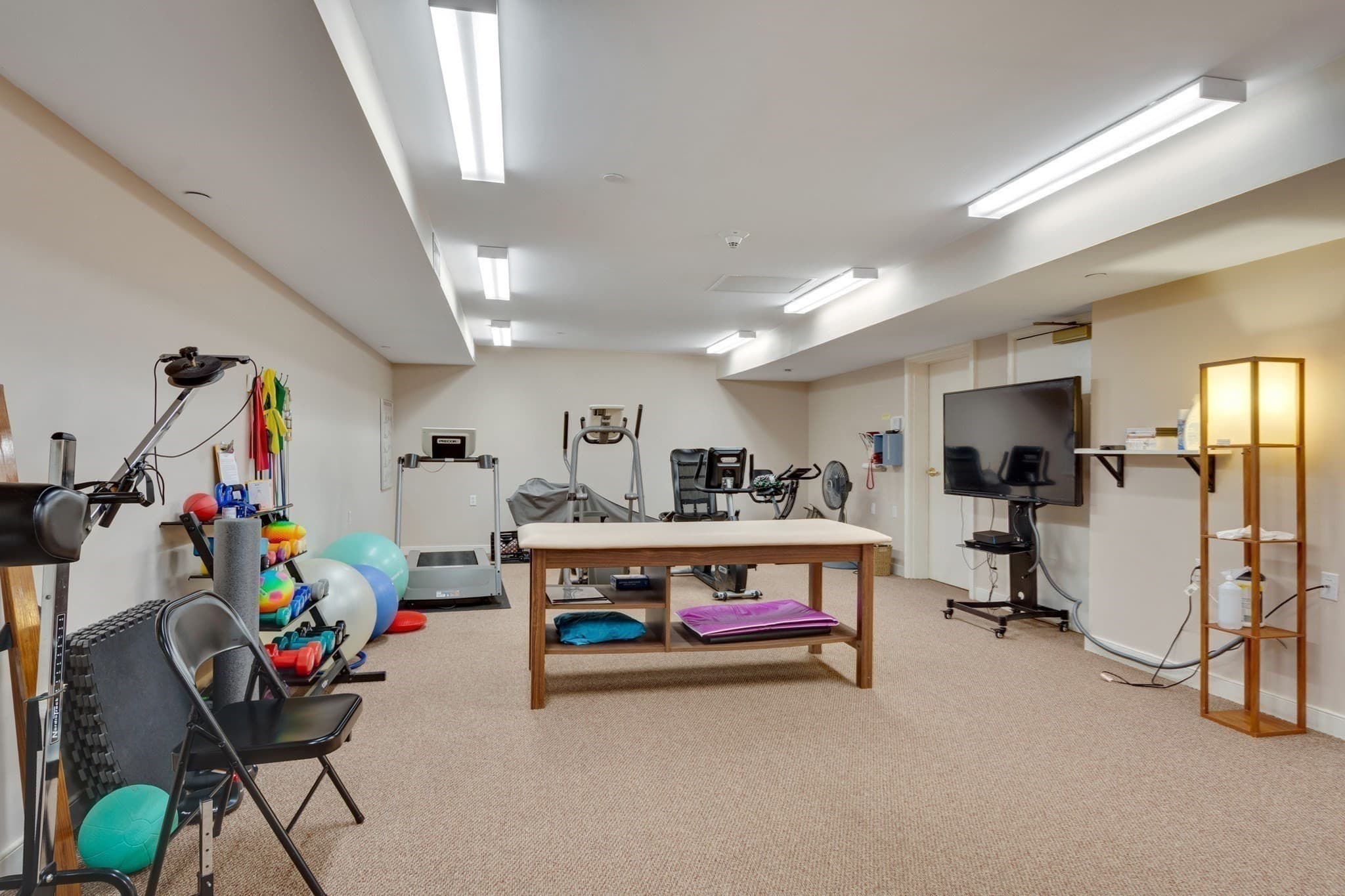 Condominium at 140 Lincoln Road # 218, Lincoln MA 01773, Lincoln, photo 20 of 22