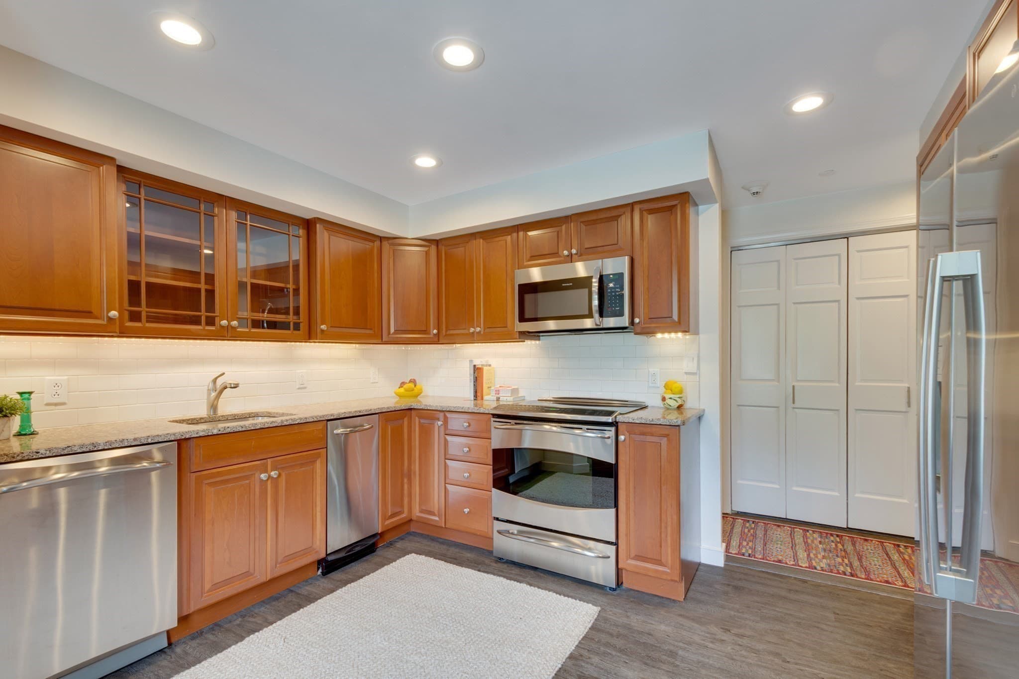 Condominium at 140 Lincoln Road # 218, Lincoln MA 01773, Lincoln, photo 10 of 22