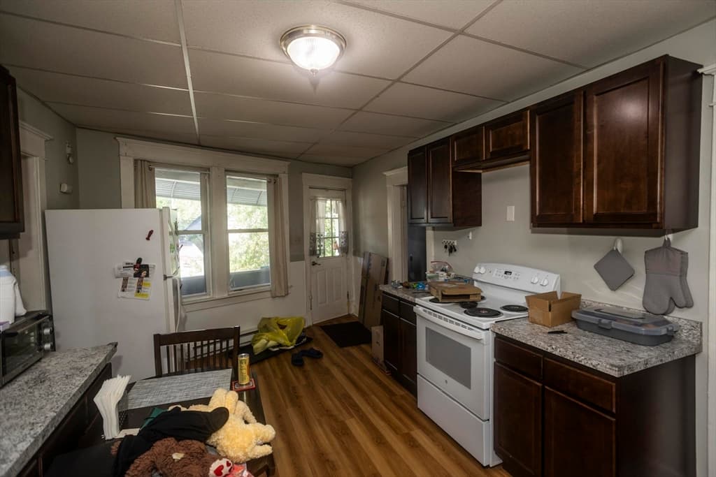 583 Chicopee St, Chicopee MA 01013 photo 7