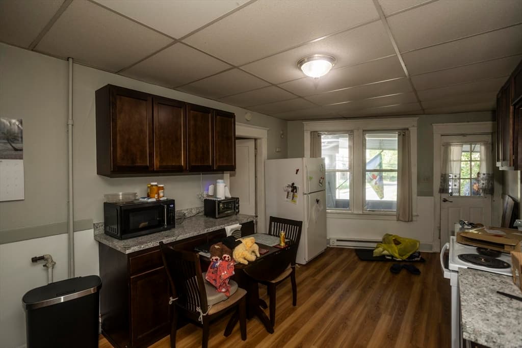 583 Chicopee St, Chicopee MA 01013 photo 5