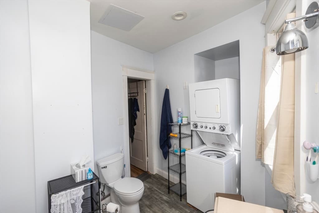 583 Chicopee St, Chicopee MA 01013 photo 9