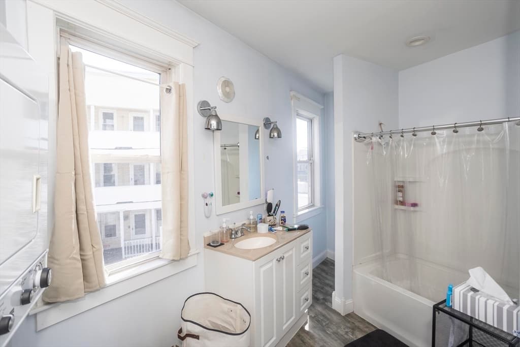 583 Chicopee St, Chicopee MA 01013 photo 10