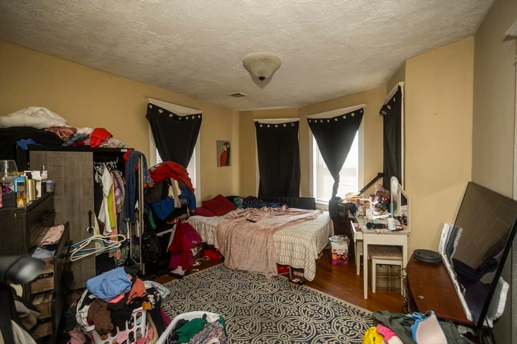 583 Chicopee St, Chicopee MA 01013 photo 19