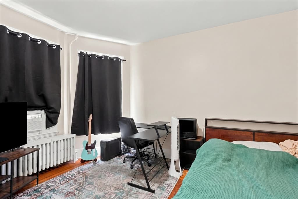 17 Dow St, Somerville MA 02144 photo 6