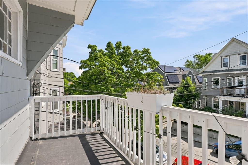 17 Dow St, Somerville MA 02144 photo 12