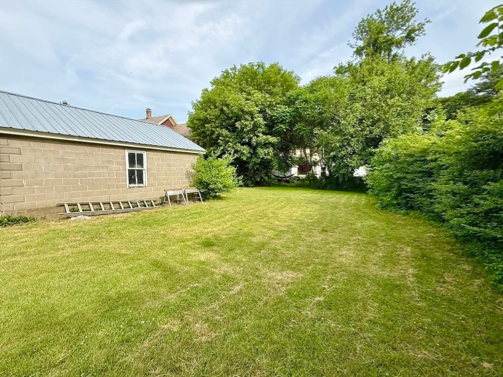 2 Family - 2 Units Up/Down at 33 Mill St, Greenfield MA 01301, Greenfield, photo 32 of 34