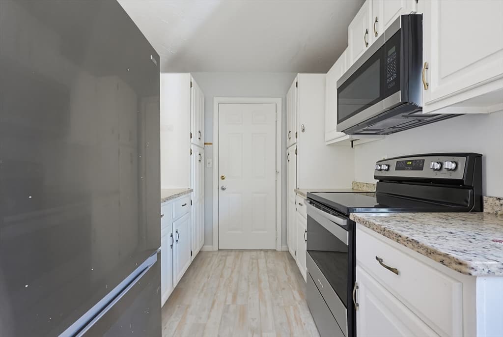 425 Main Street # 9D, Hudson MA 01749 photo 4