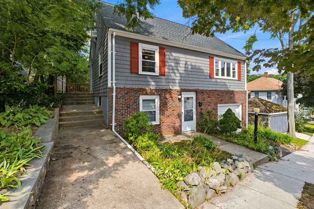 28 Preston St, Malden MA 02148