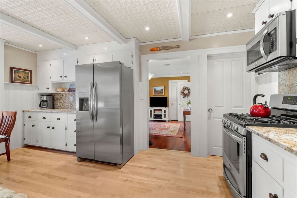 168 State St # 168, Newburyport MA 01950 photo 6