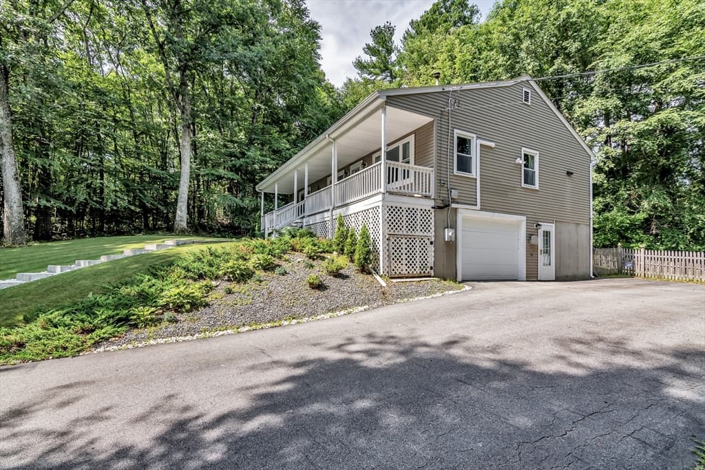 Single Family Residence at 2 Gates Ln, Millbury MA 01527, Millbury, photo 5 of 30