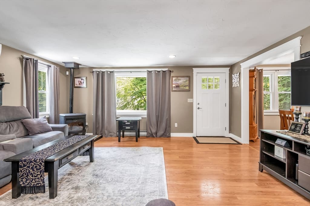 Single Family Residence at 2 Gates Ln, Millbury MA 01527, Millbury, photo 15 of 30