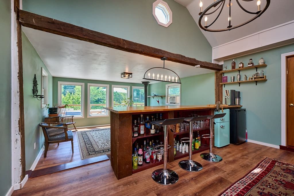 666 Montgomery Rd, Westfield MA 01085 photo 13