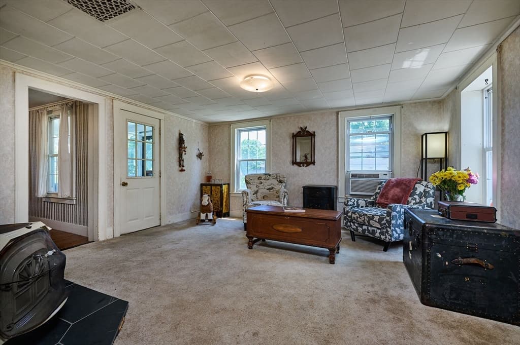 666 Montgomery Rd, Westfield MA 01085 photo 16