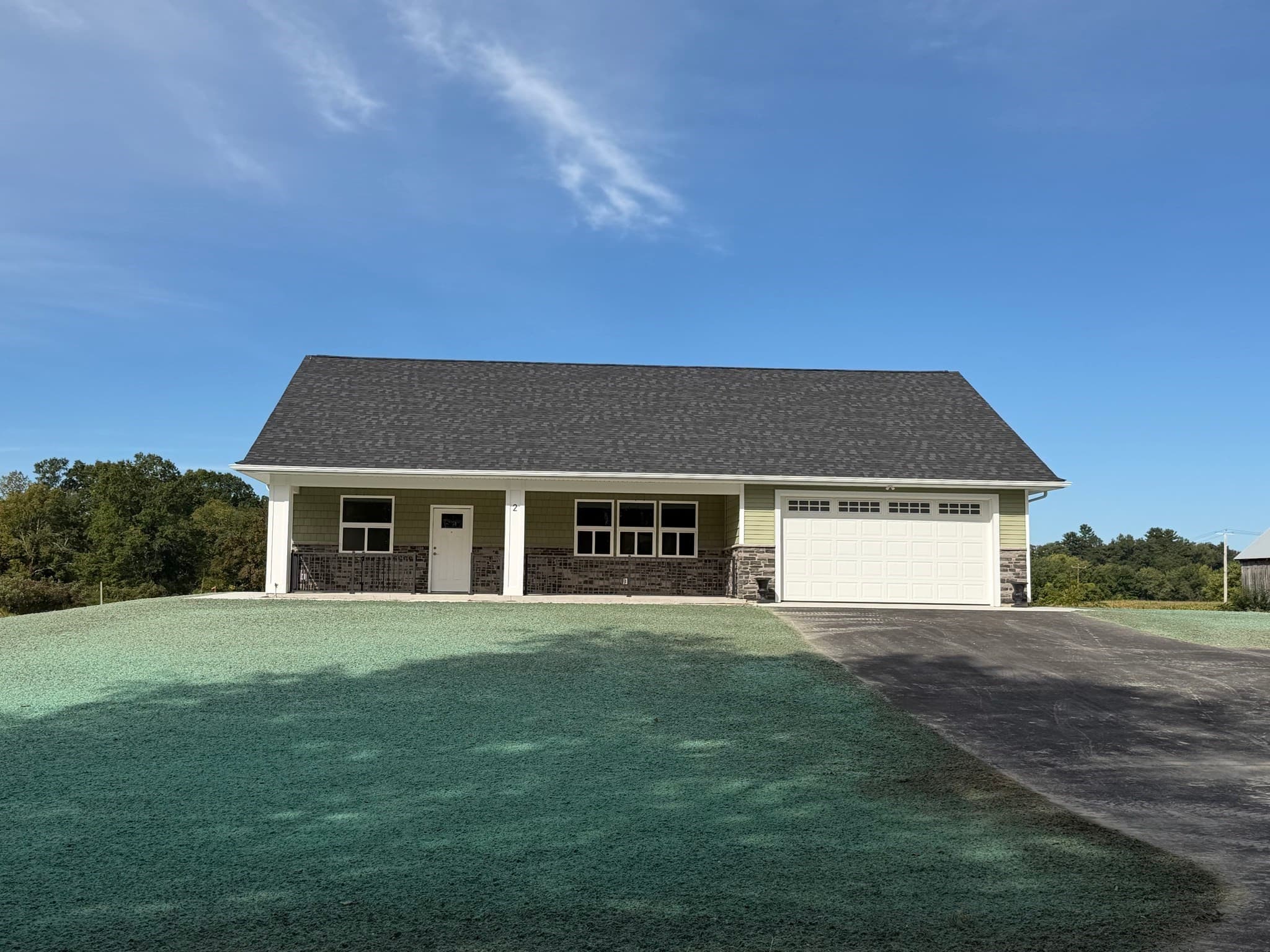 2 Cronin Hill Road, Hatfield MA 01038