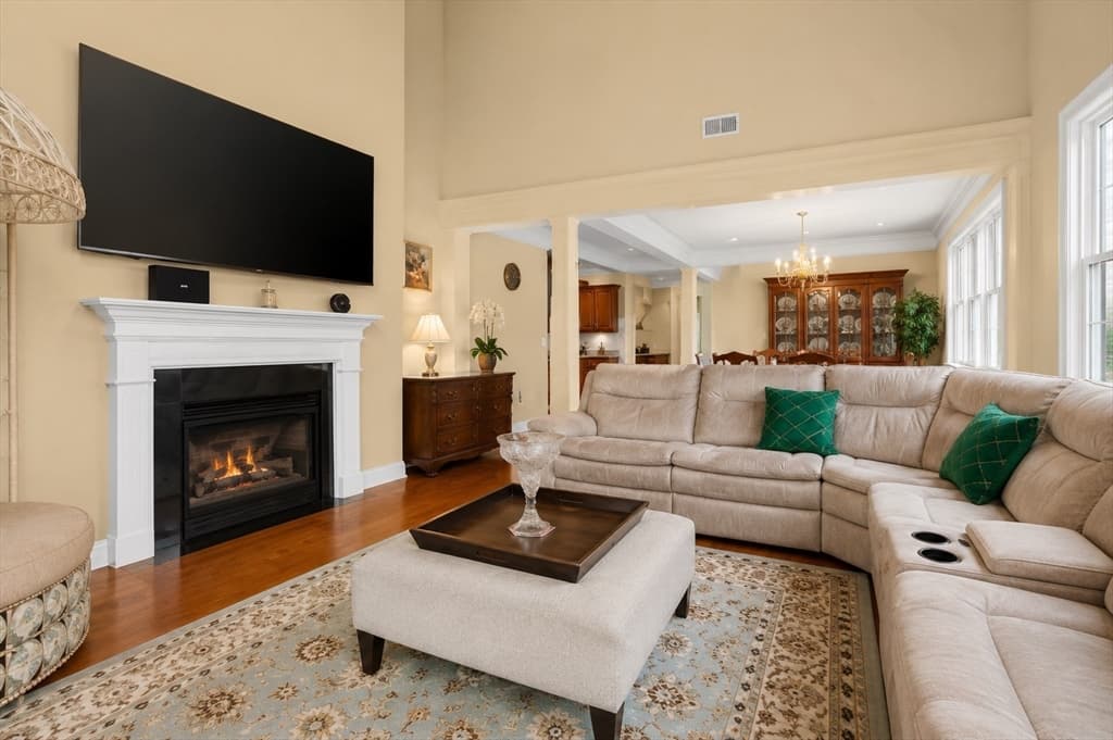 127 Johnson Woods Dr # 127, Reading MA 01867 photo 13
