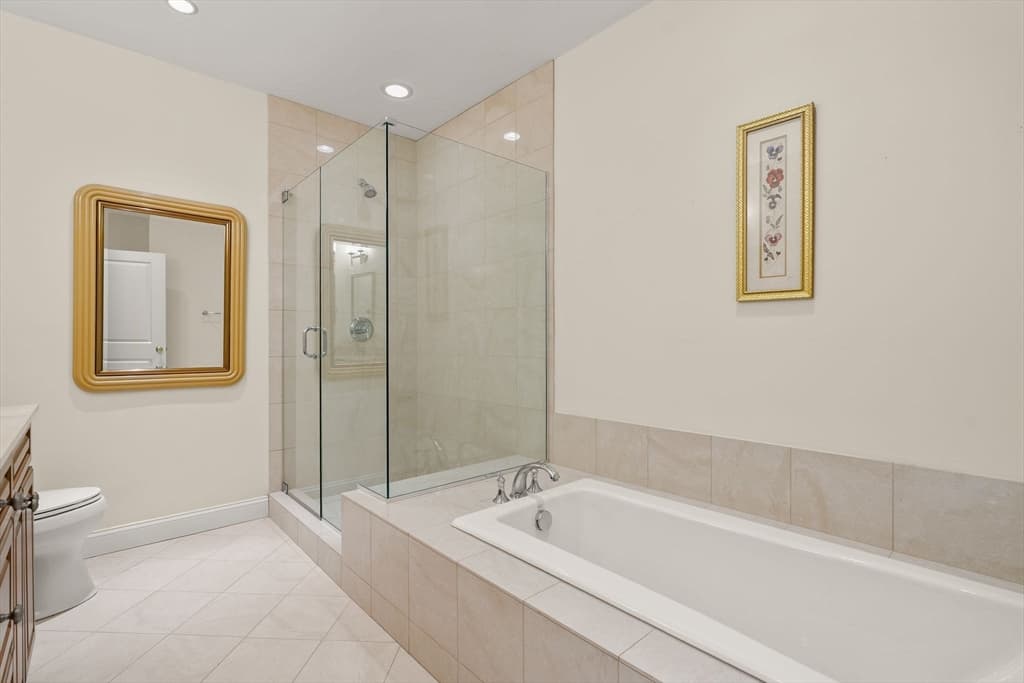 127 Johnson Woods Dr # 127, Reading MA 01867 photo 19