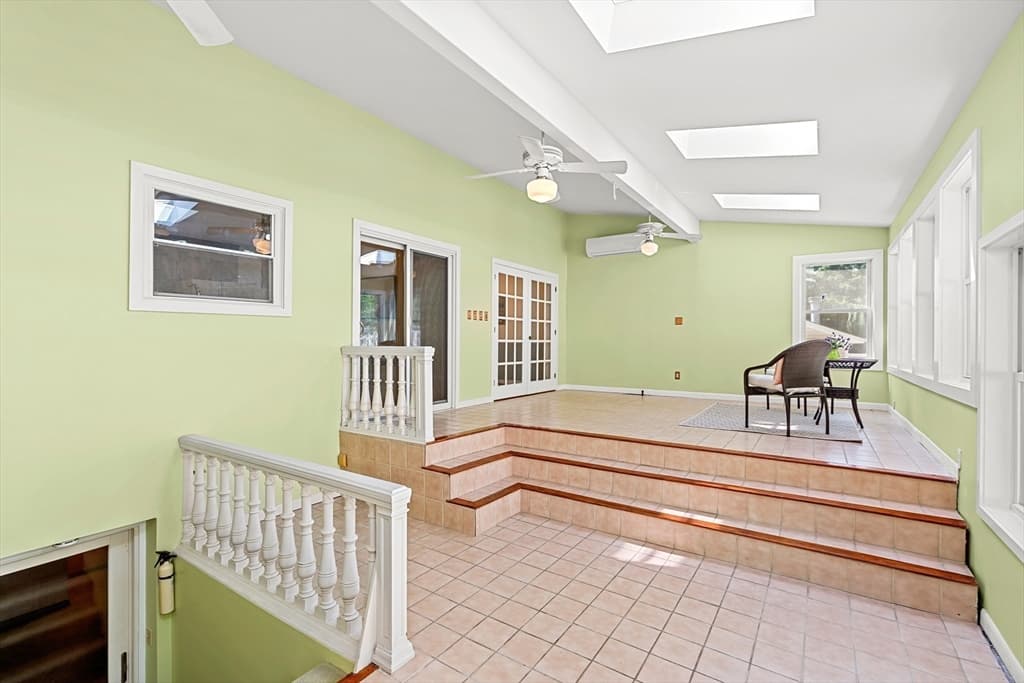 173 Florence Rd, Lowell MA 01851 photo 21