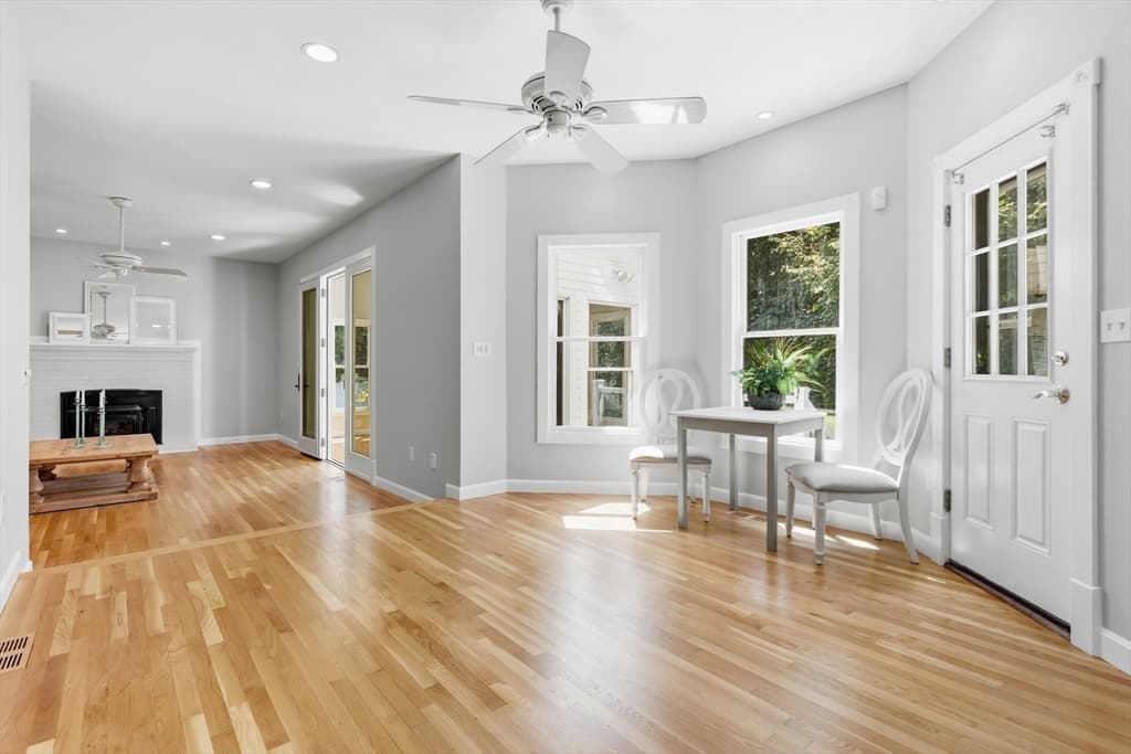 45 King St, Littleton MA 01460 photo 12