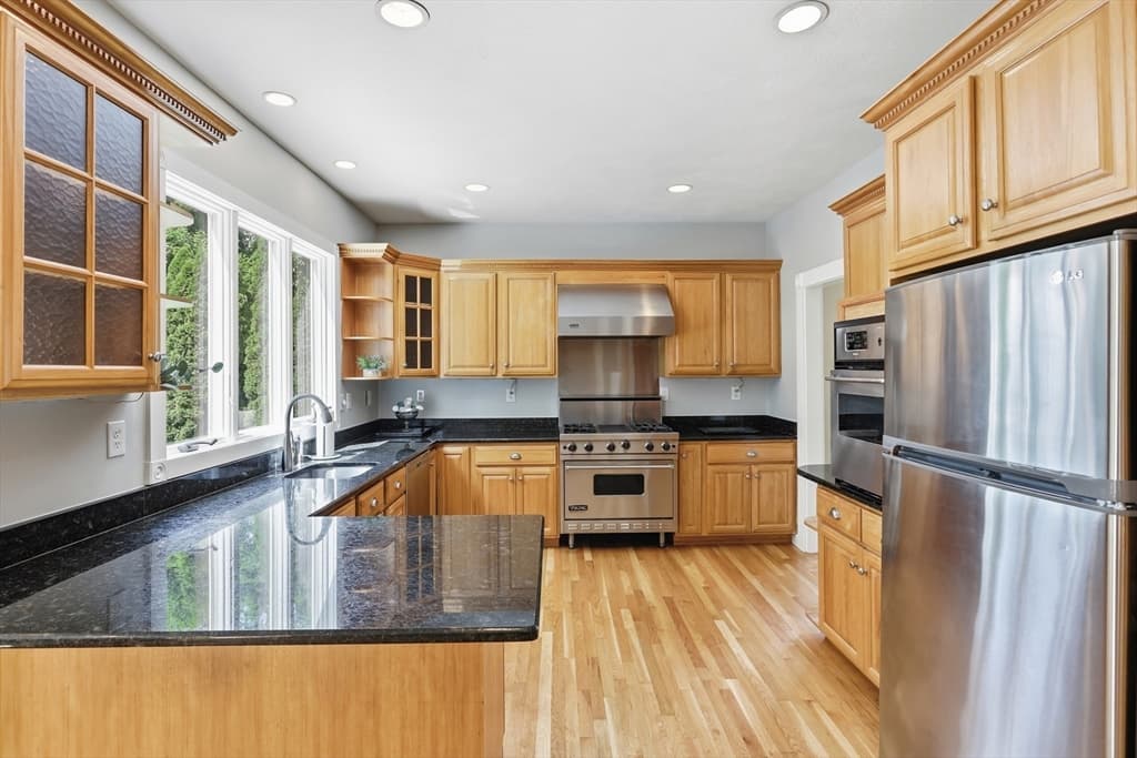 45 King St, Littleton MA 01460 photo 8