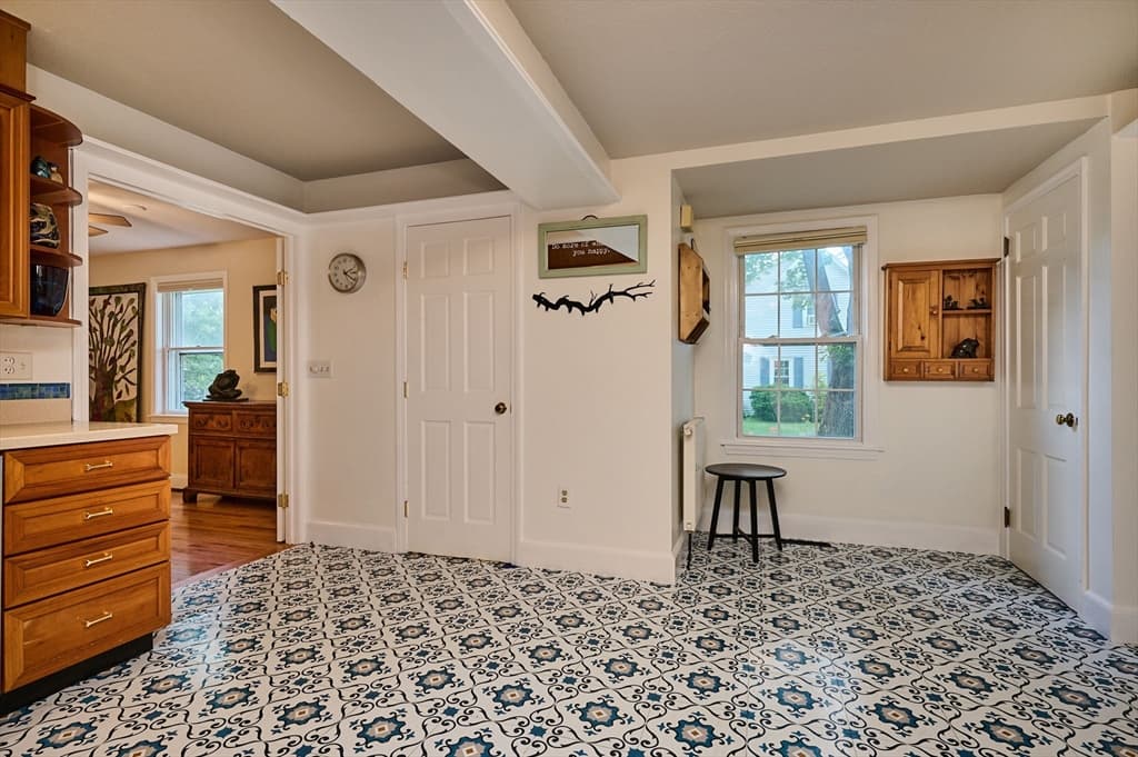 236 N. Maple St., Northampton MA 01062 photo 7