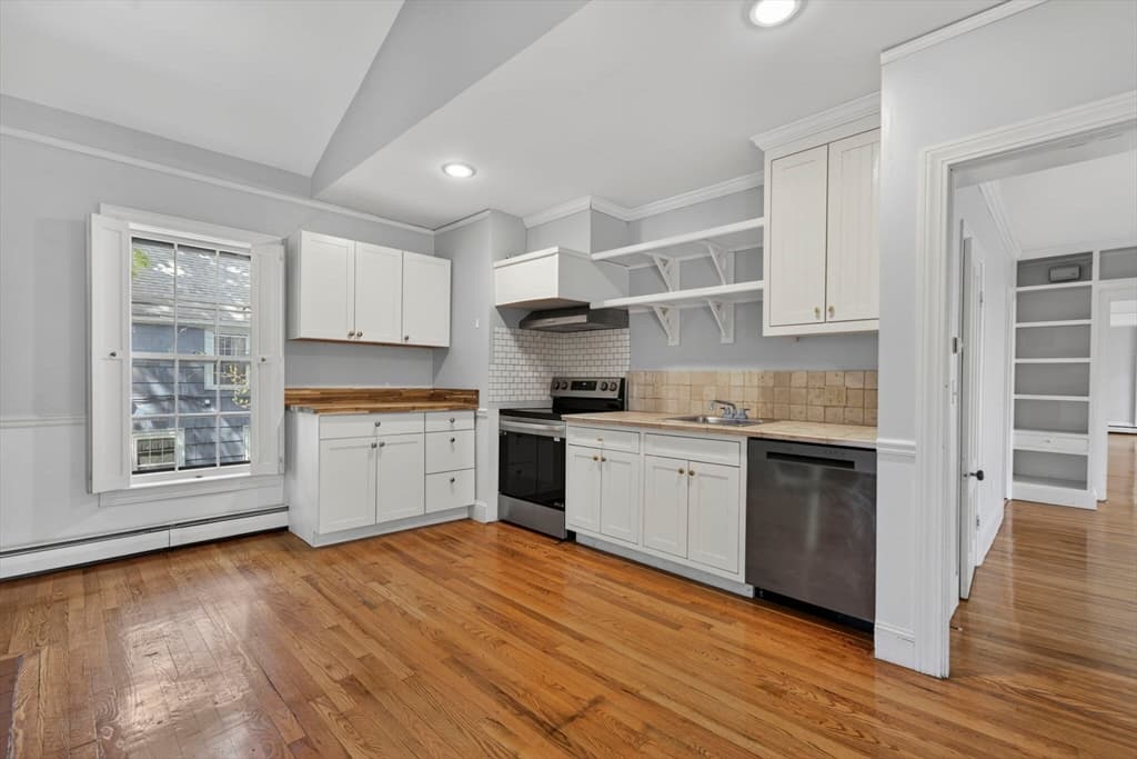 12 Crown St., Worcester MA 01609 photo 27